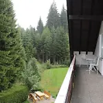 Frei 1 *