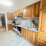 Apartment Frei 1 *