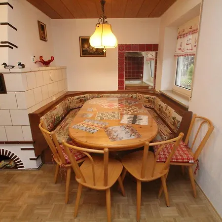 Apartment Frei 1 *